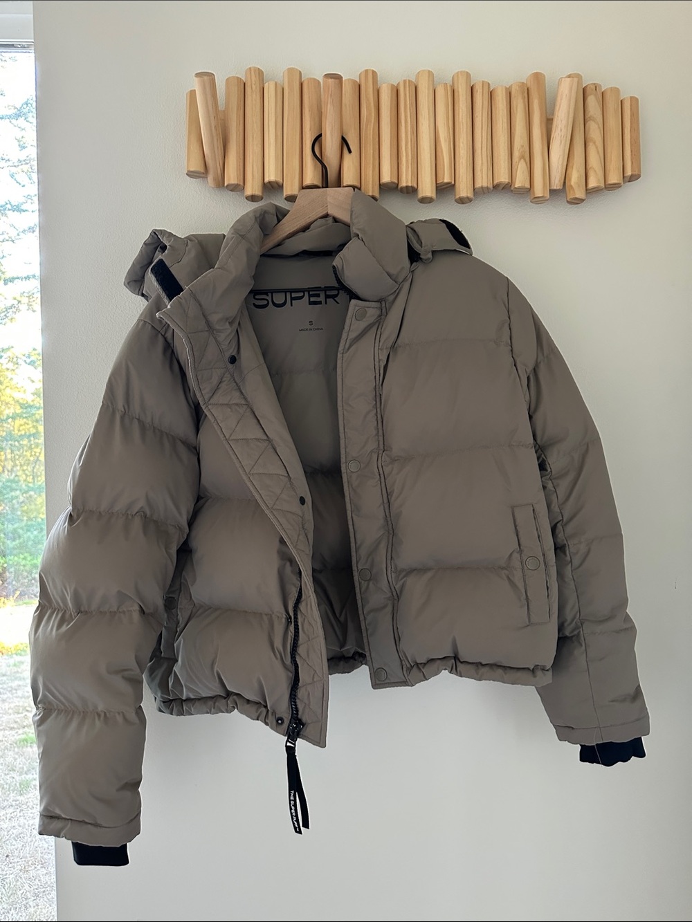 Aritzia Super Puff Women's Taupe Puffer Jacket